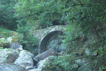 Ponte romanico di Chironio