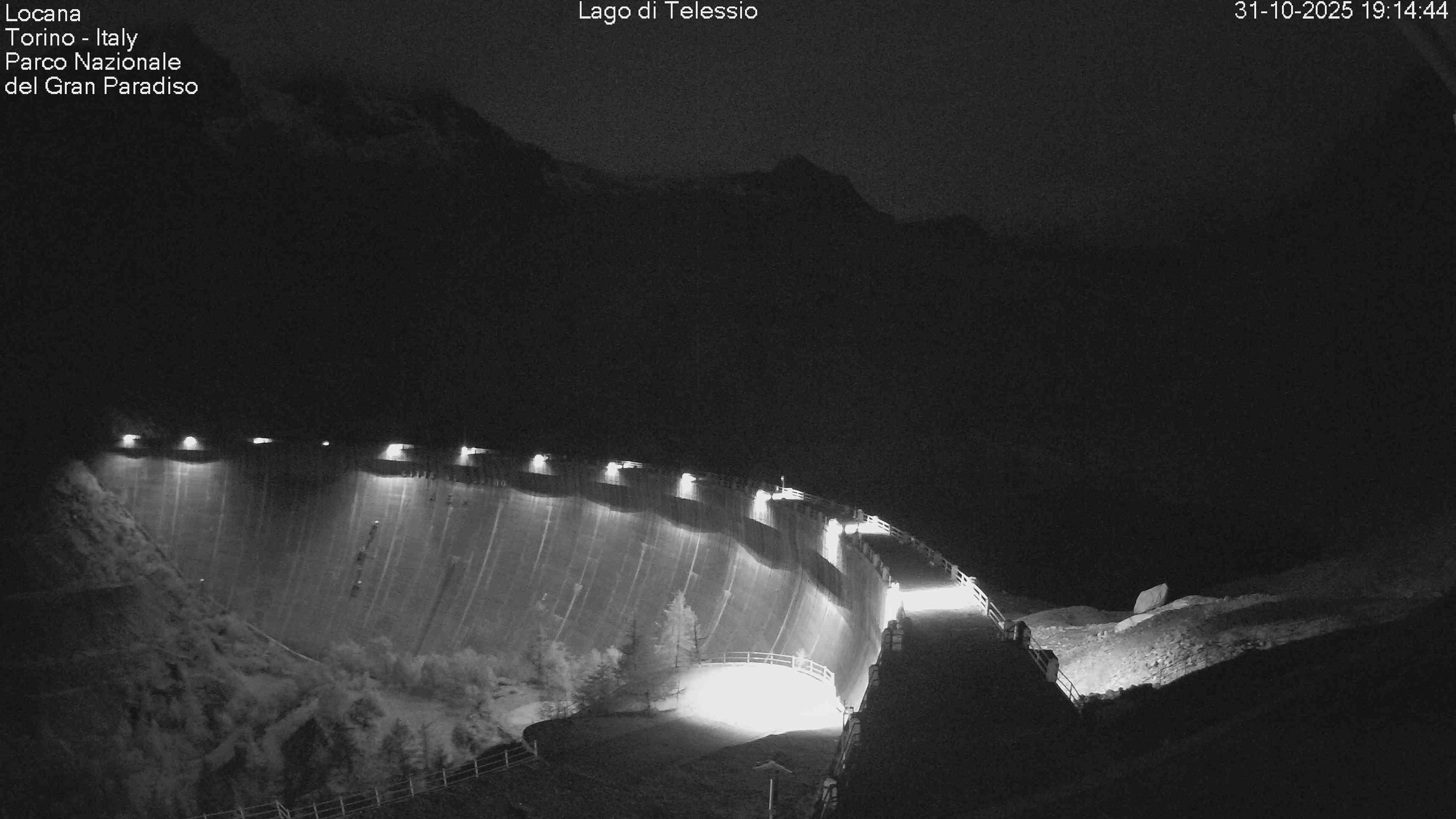 immagine della webcam nei dintorni di Mezzenile: webcam Alpe Cialma