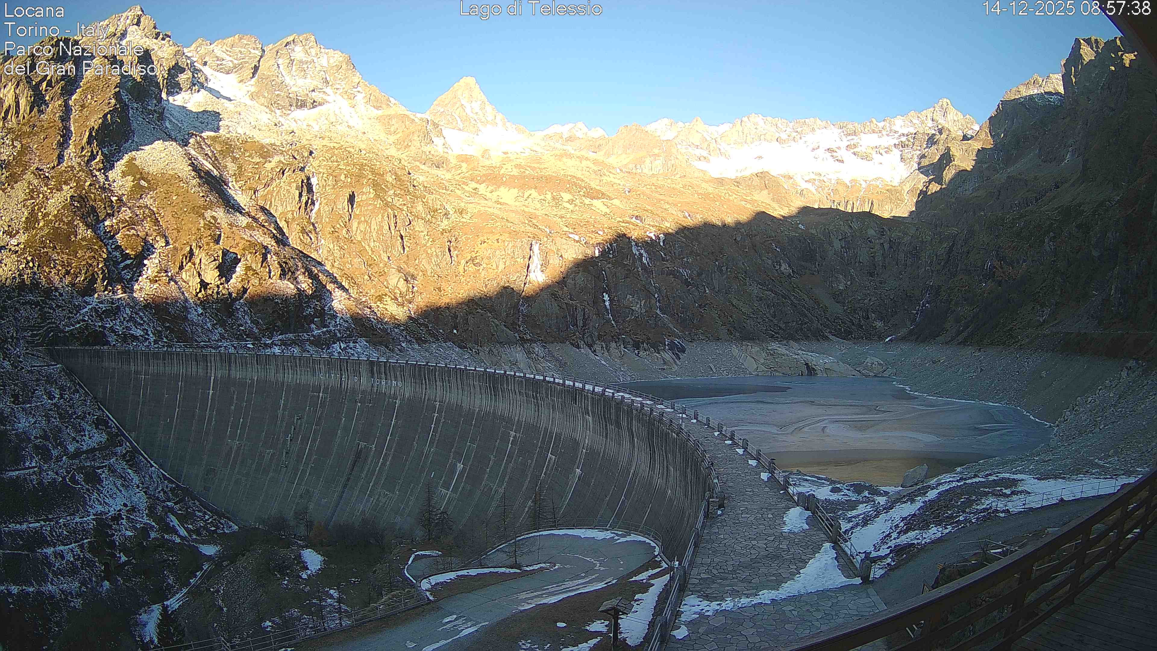 immagine della webcam nei dintorni di Pian della Mussa: webcam Alpe Cialma