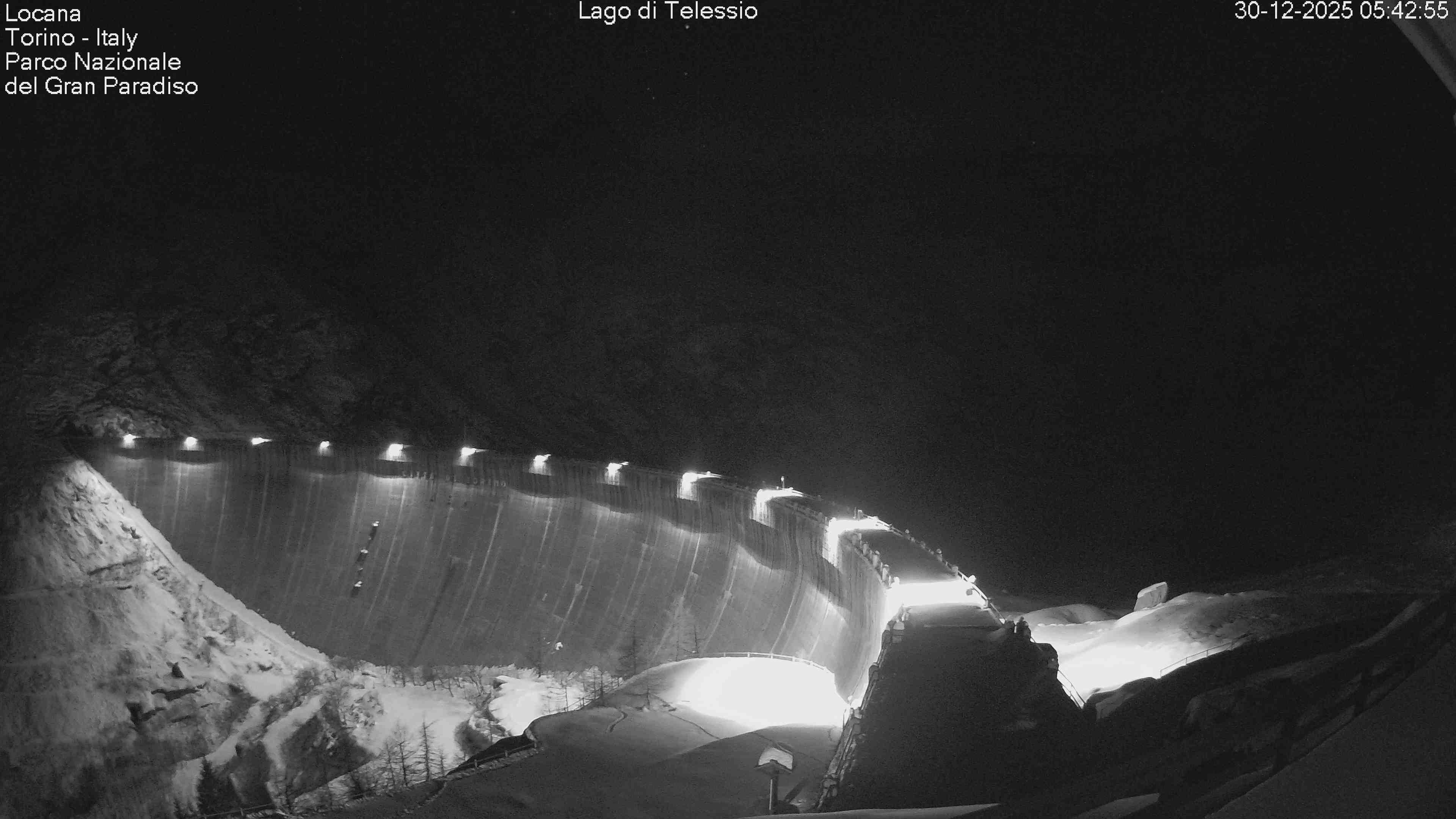 immagine della webcam nei dintorni di Forno Alpi Graie: webcam Alpe Cialma