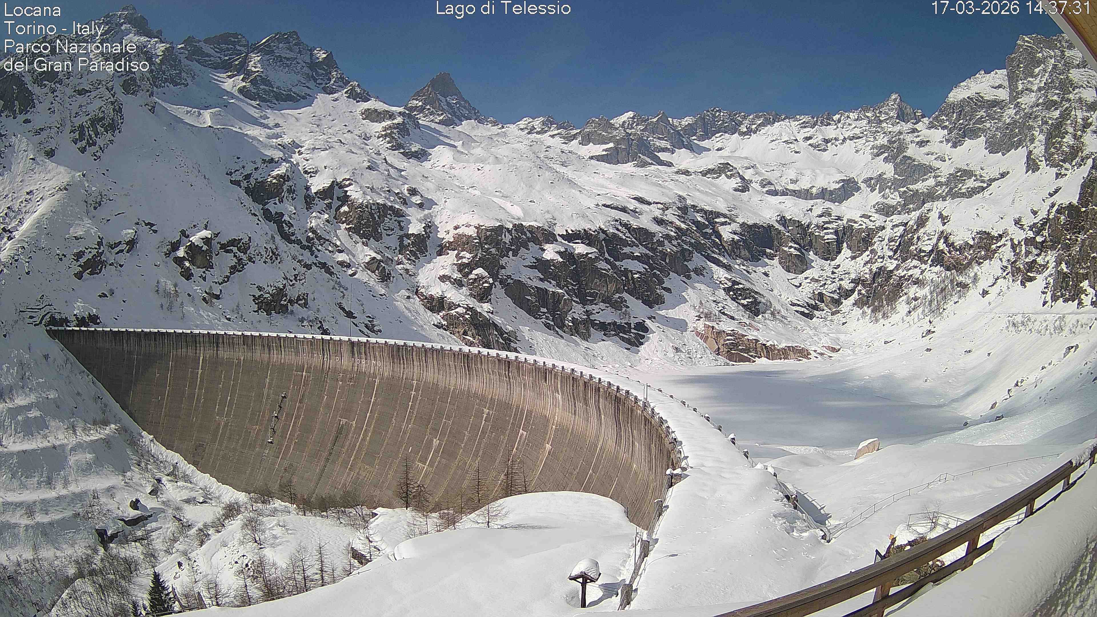 immagine della webcam nei dintorni di Noasca: webcam Alpe Cialma