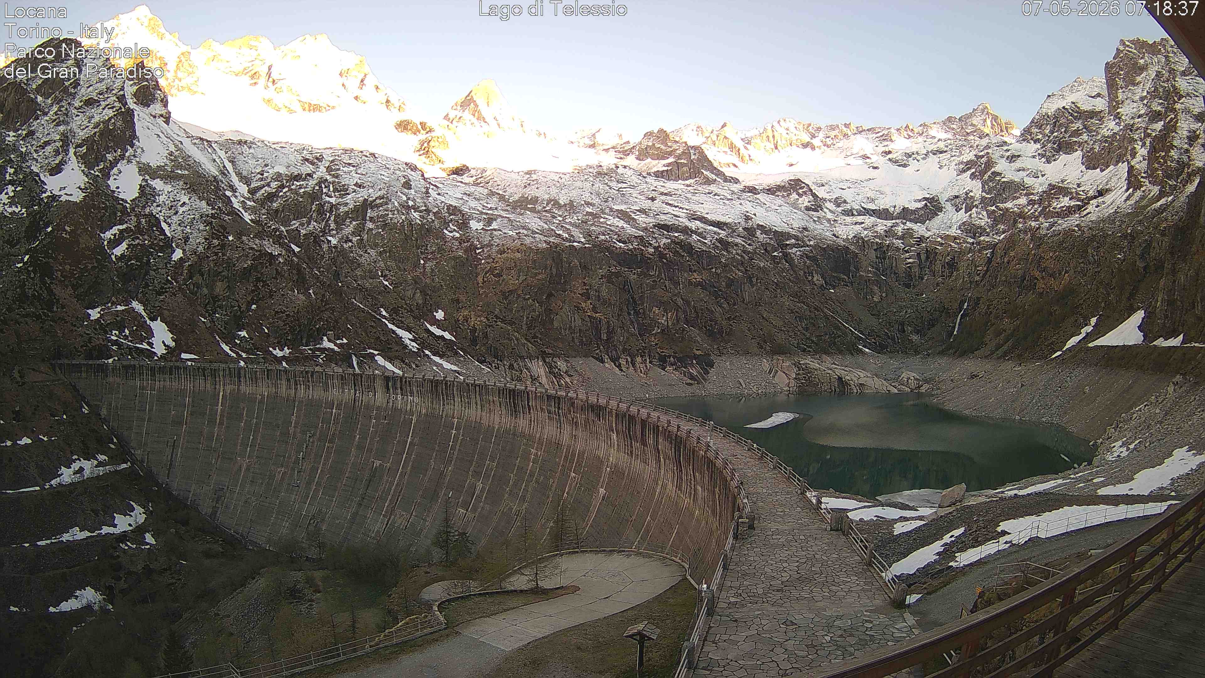 immagine della webcam nei dintorni di Mezzenile: webcam Locana